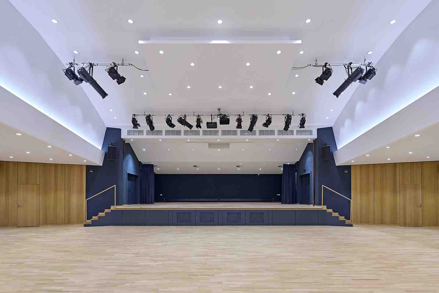 Image of the main stage